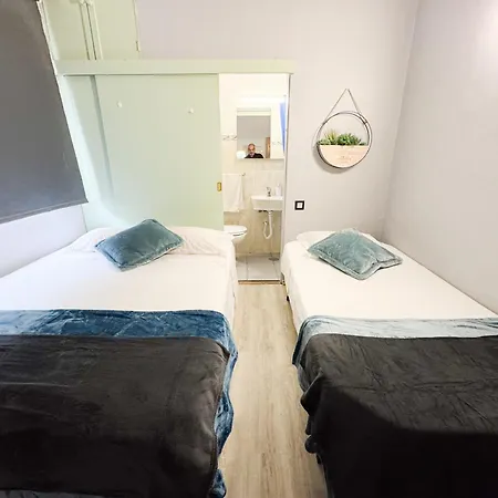 Hostel Monaco